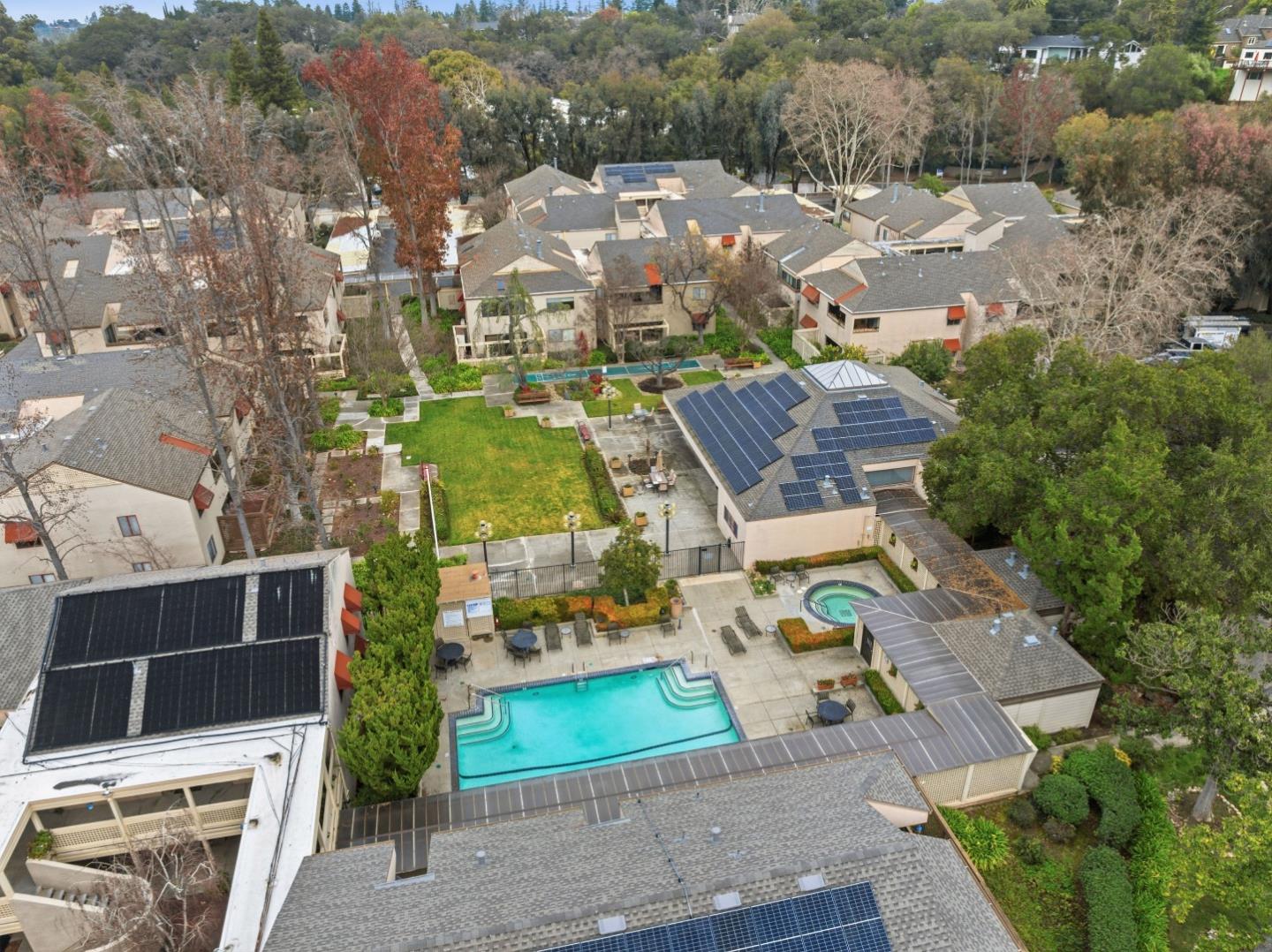 453 Alberto Way D155