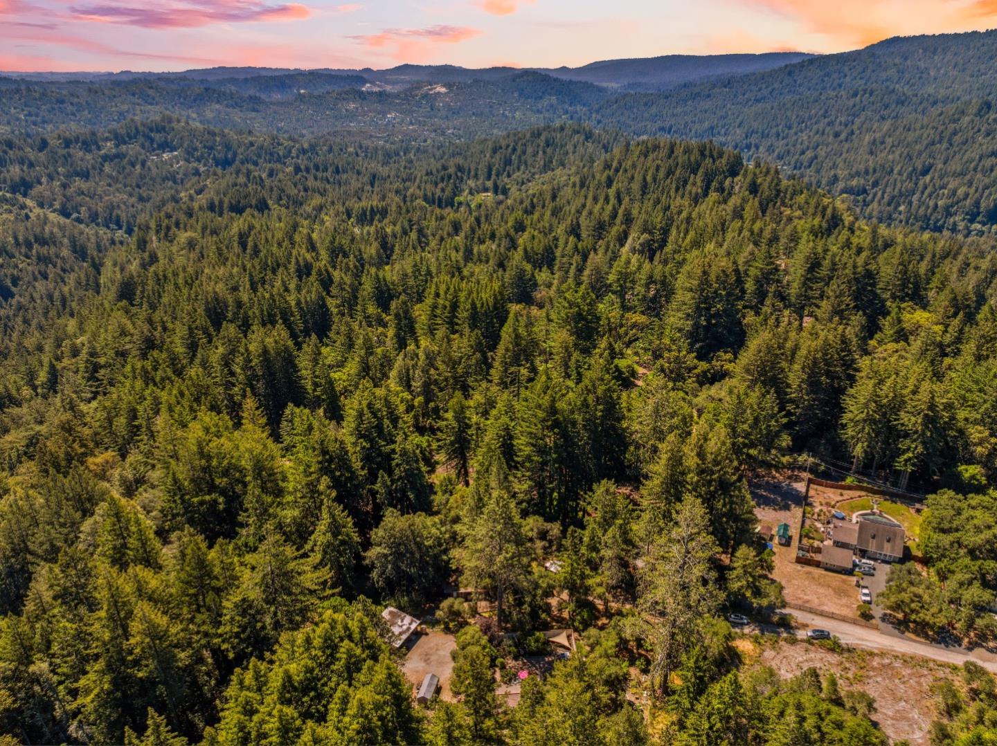 355 Santa Cruz Street