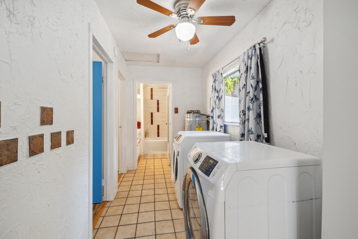 355 Santa Cruz Street