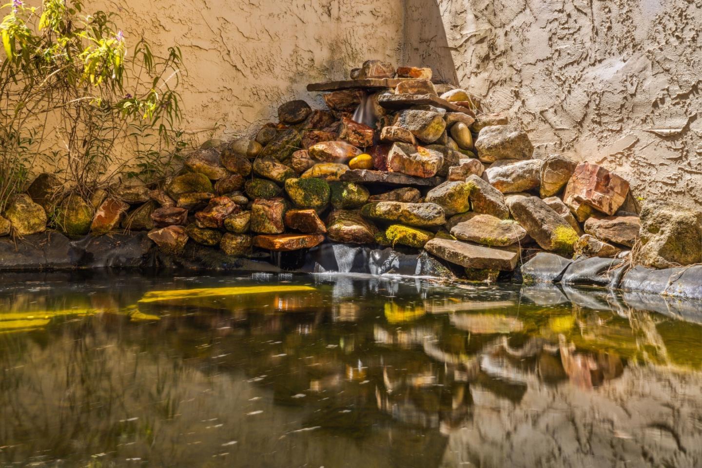 355 Santa Cruz Street