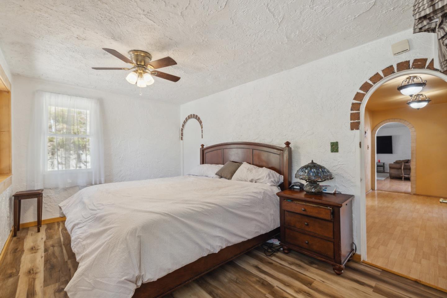 355 Santa Cruz Street