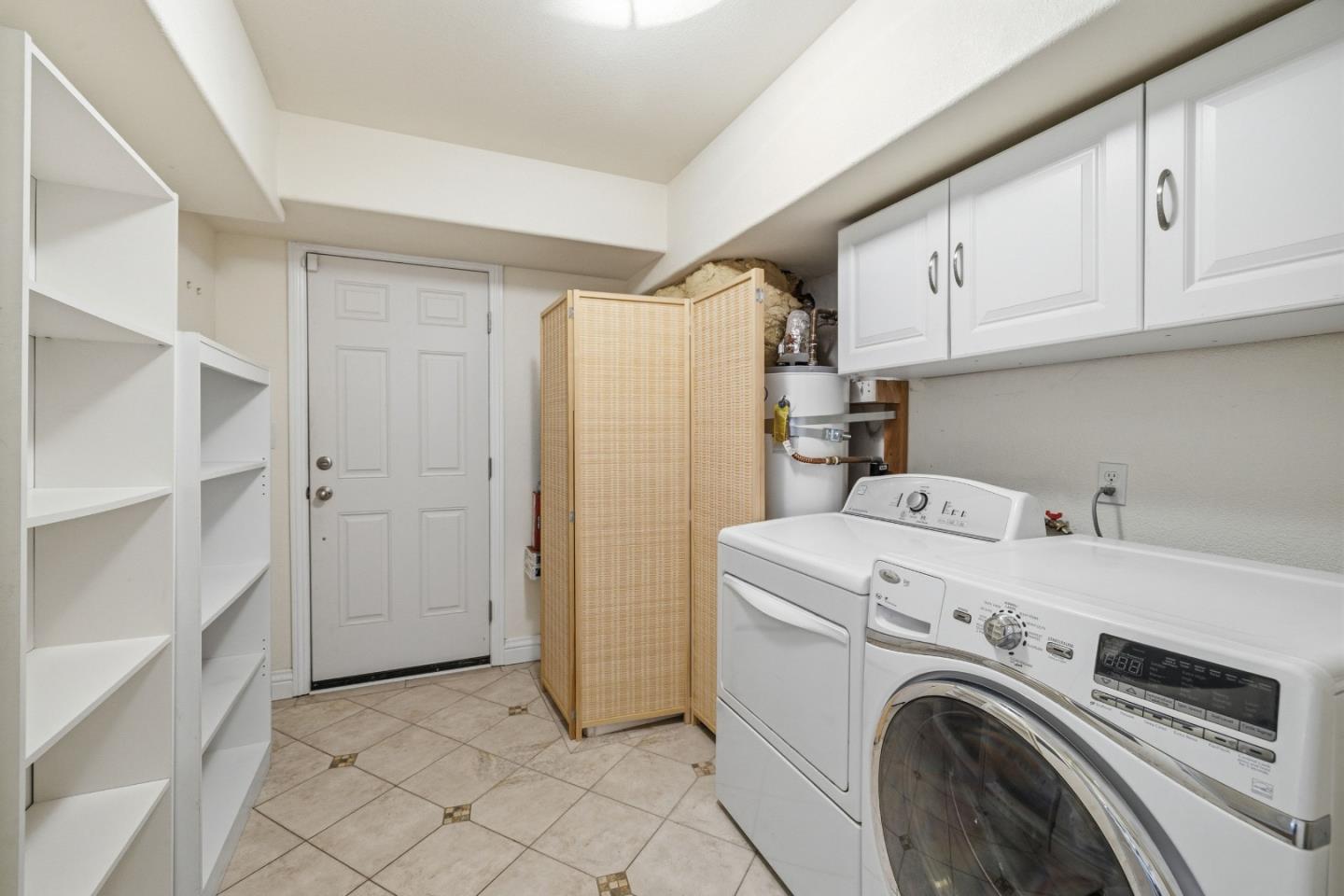 11207 Lake Boulevard