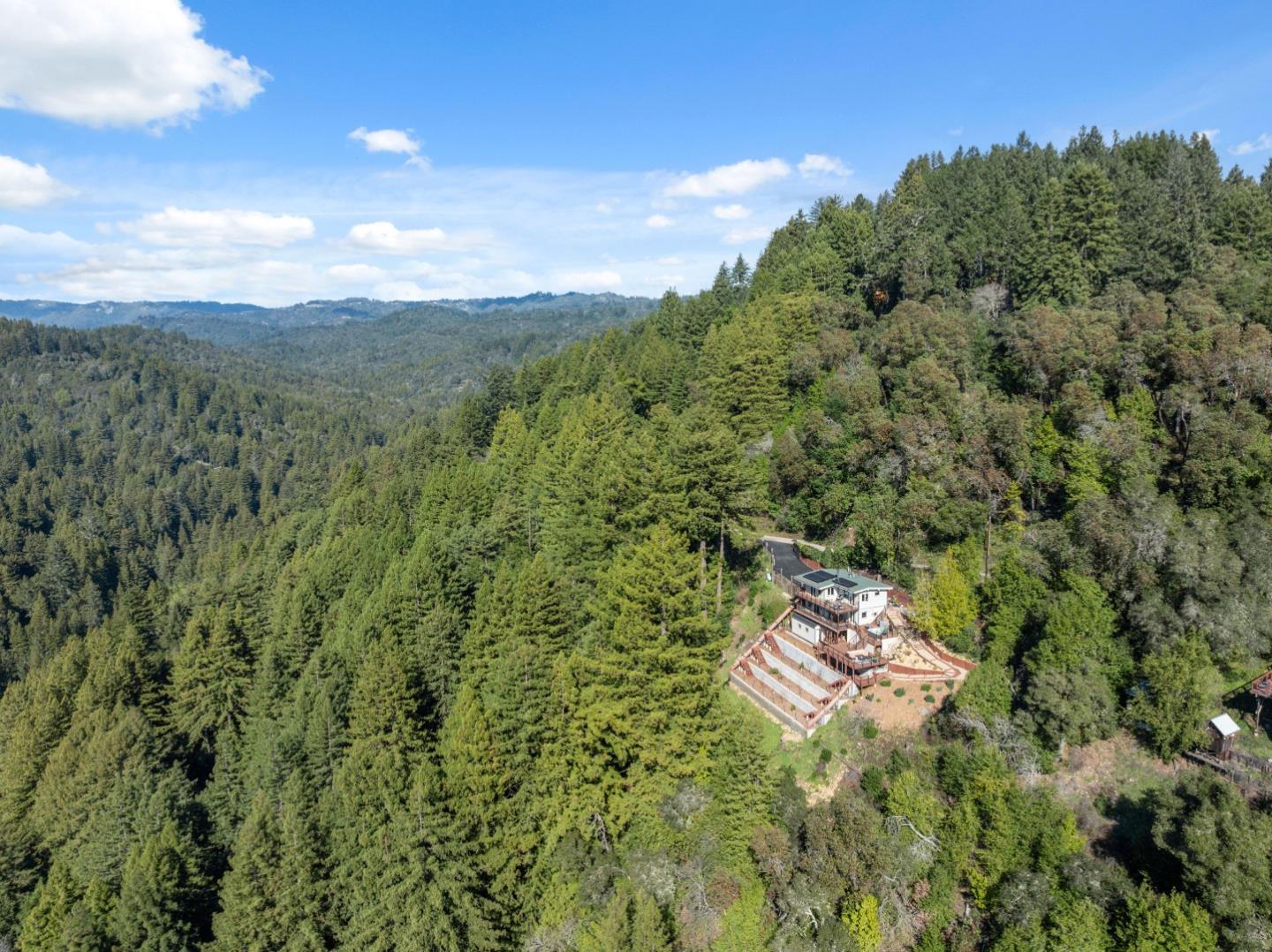 11207 Lake Boulevard