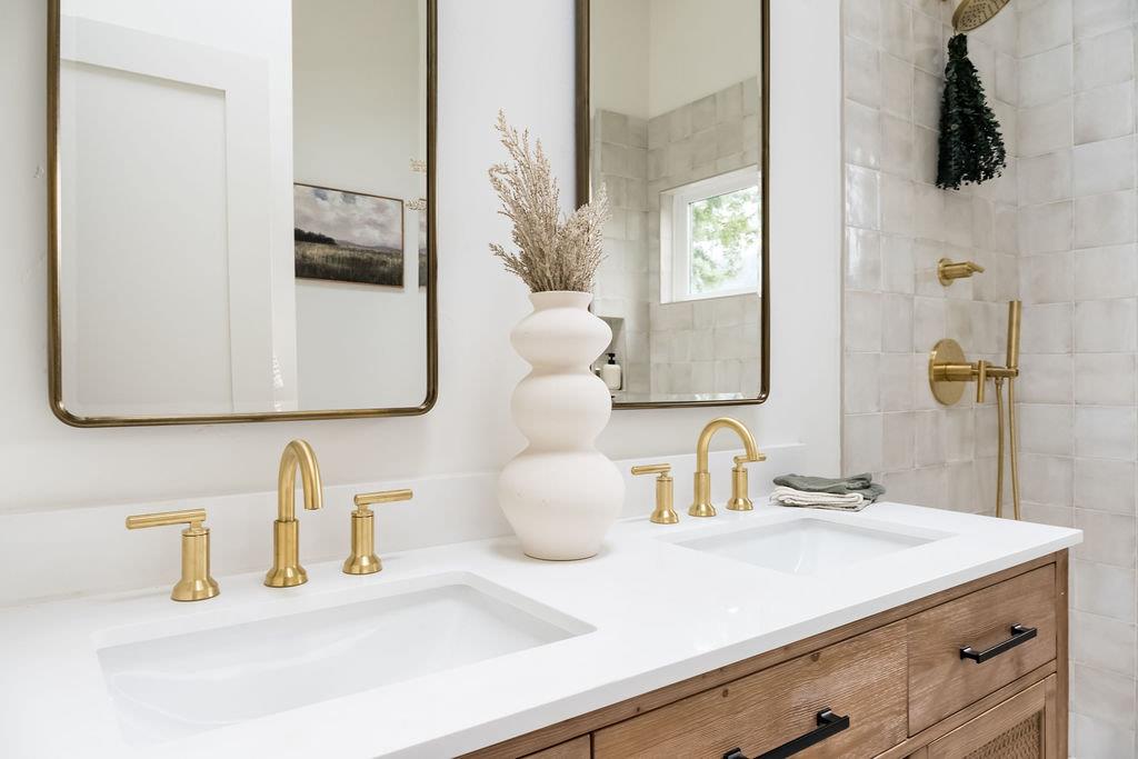 620 Manzanita Avenue