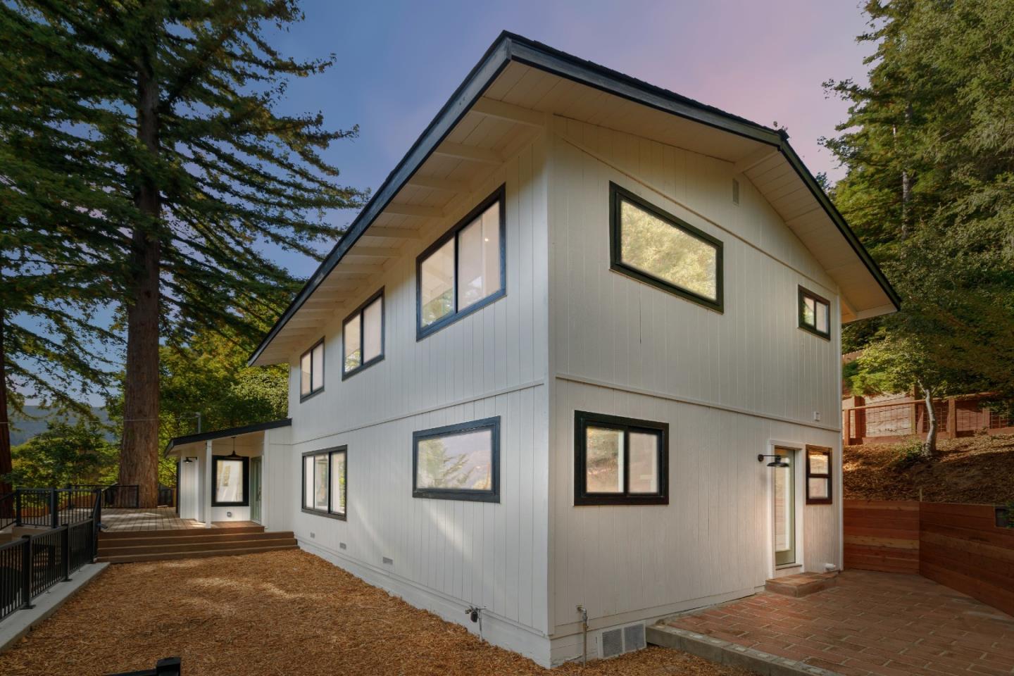 620 Manzanita Avenue