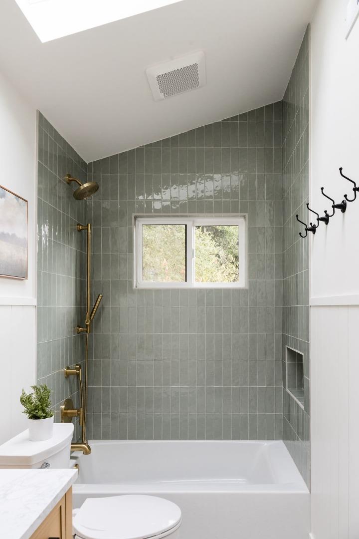 620 Manzanita Avenue