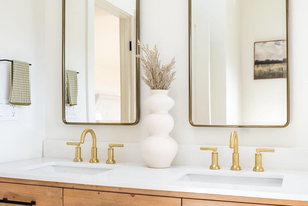 620 Manzanita Avenue