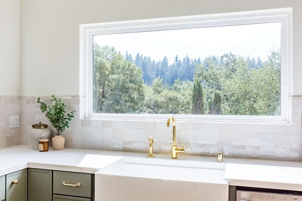 620 Manzanita Avenue