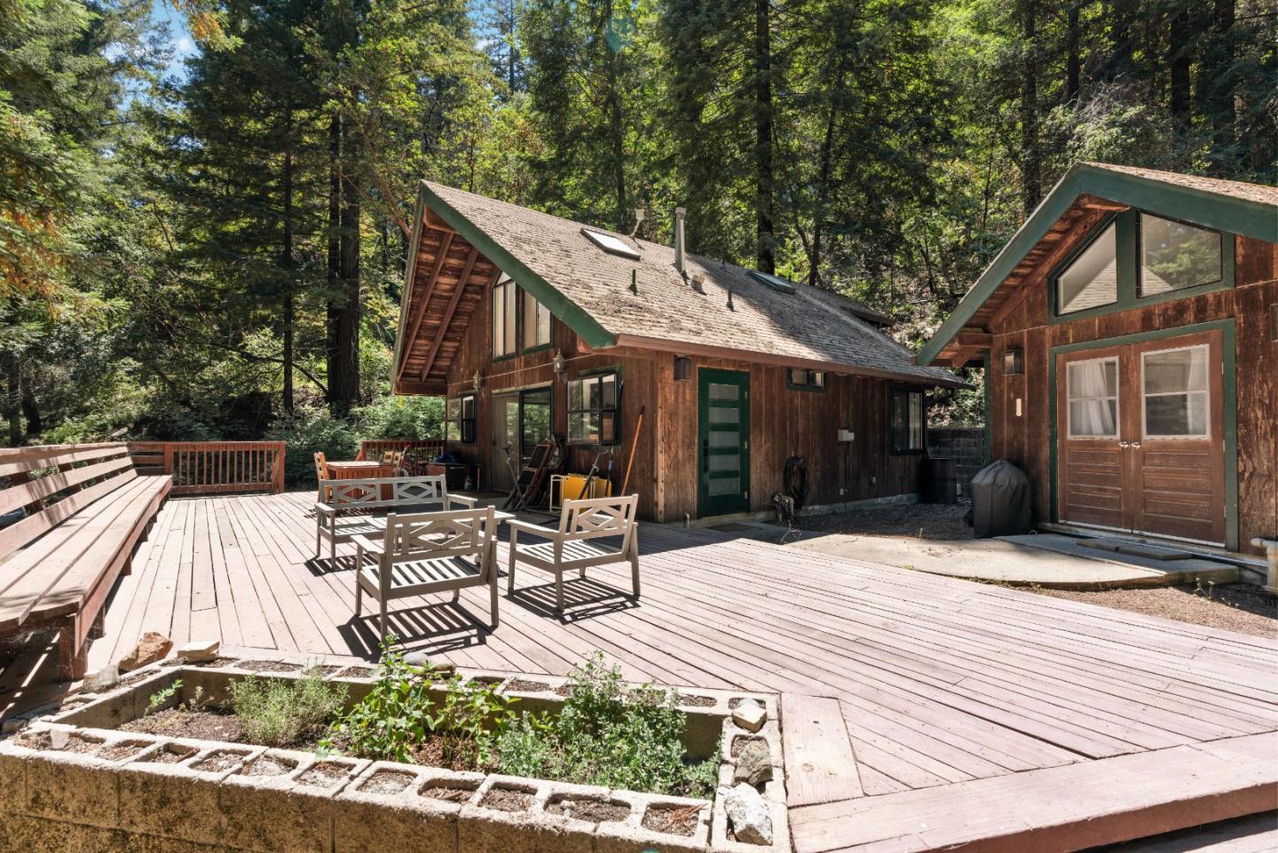 2305 Bear Canyon Road