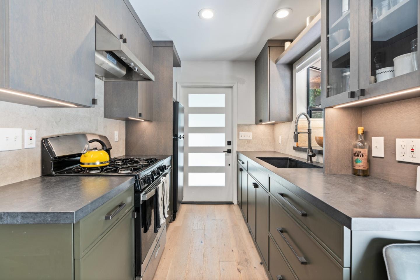 2305 Bear Canyon Road