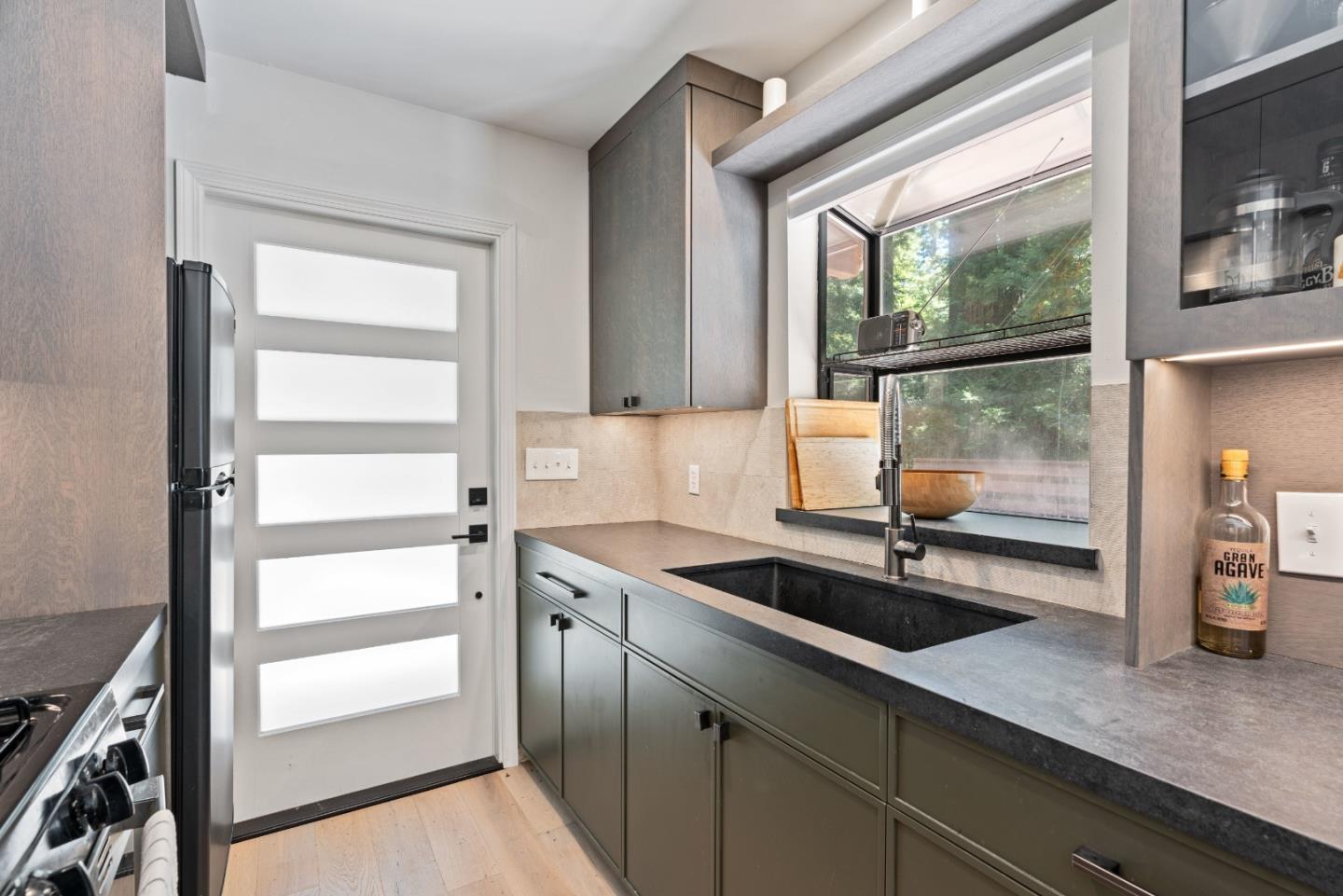 2305 Bear Canyon Road