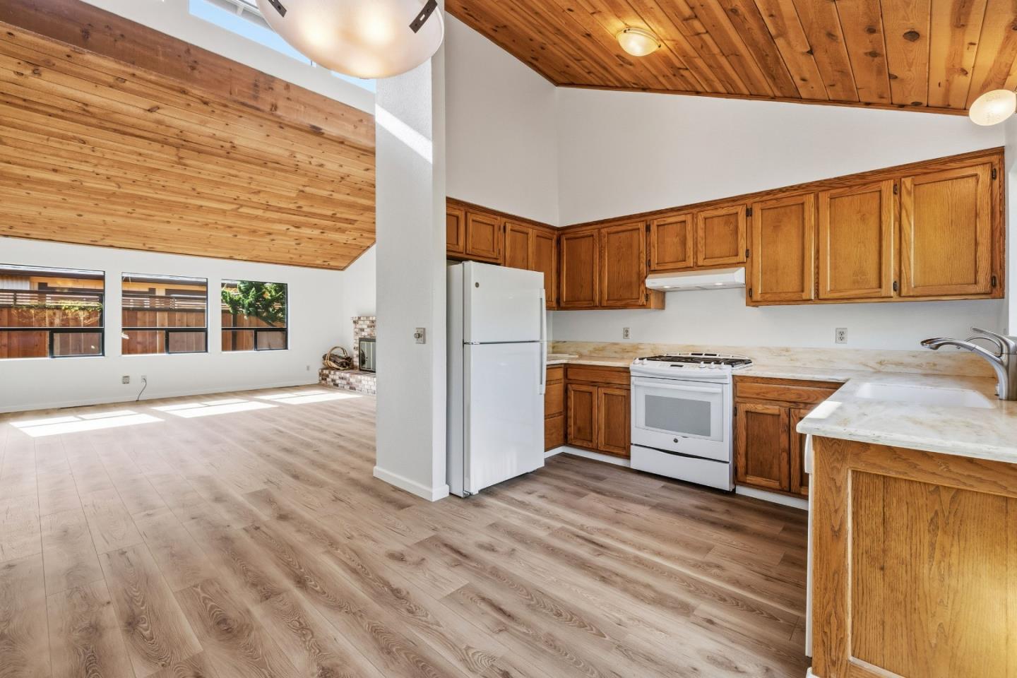 2258 Juan Pablo Lane