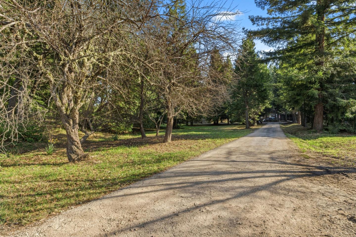 15 Braemoor Drive