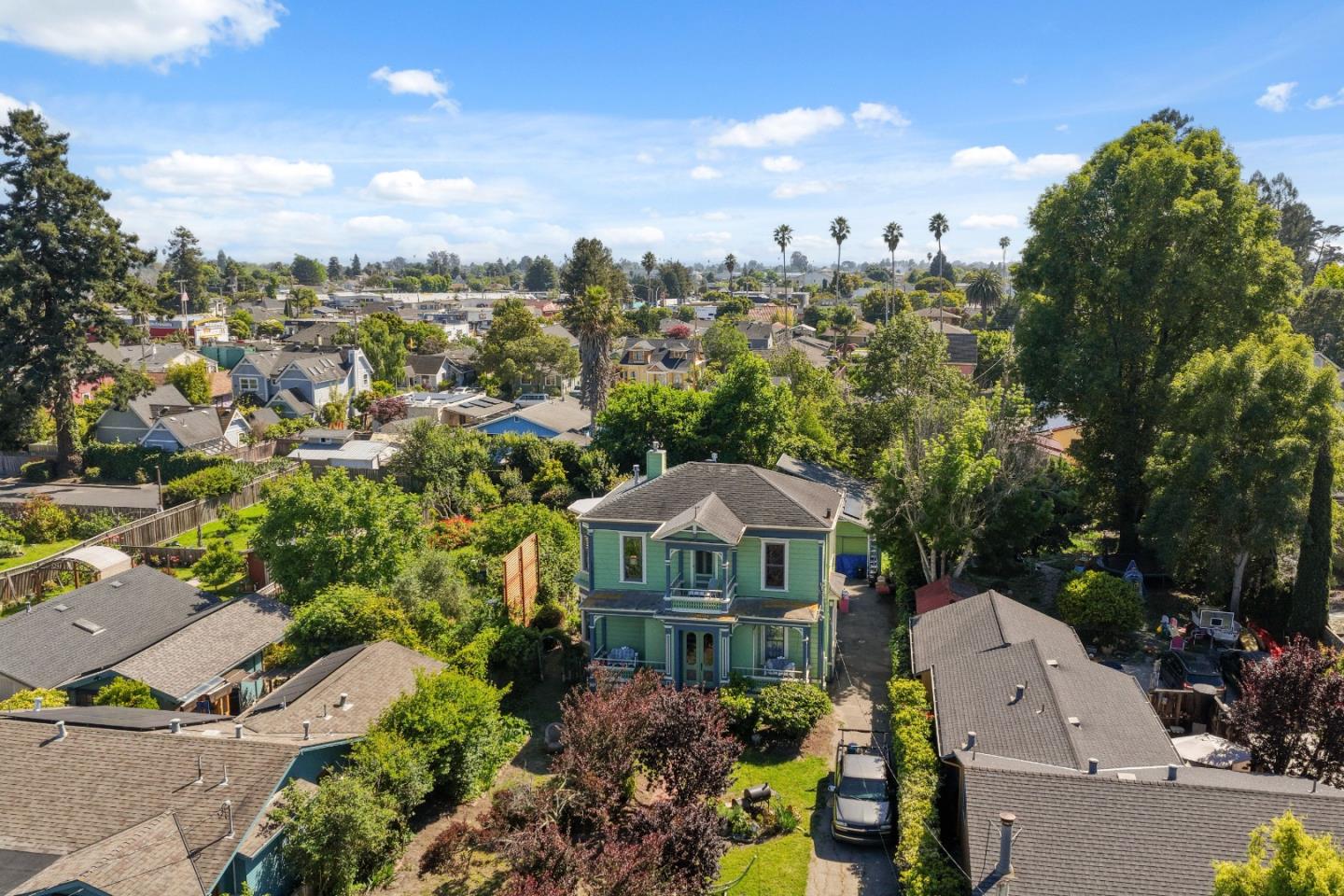 233 Van Ness Avenue