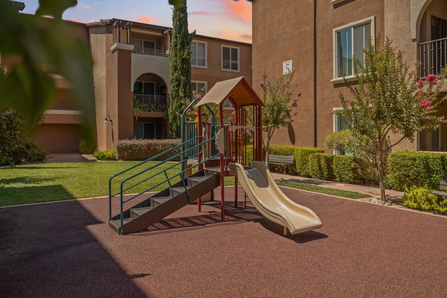 801 South Winchester Boulevard 3206