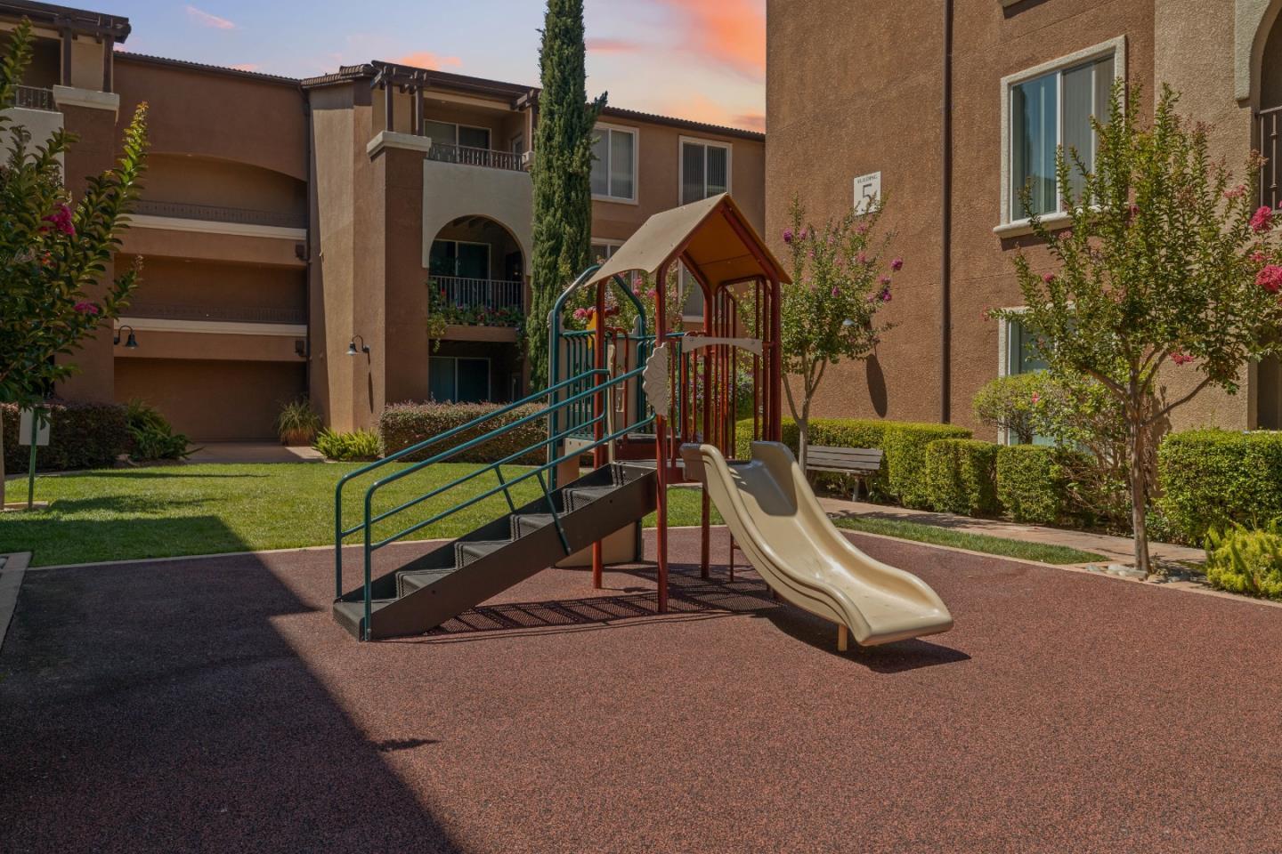 801 South Winchester Boulevard 3206