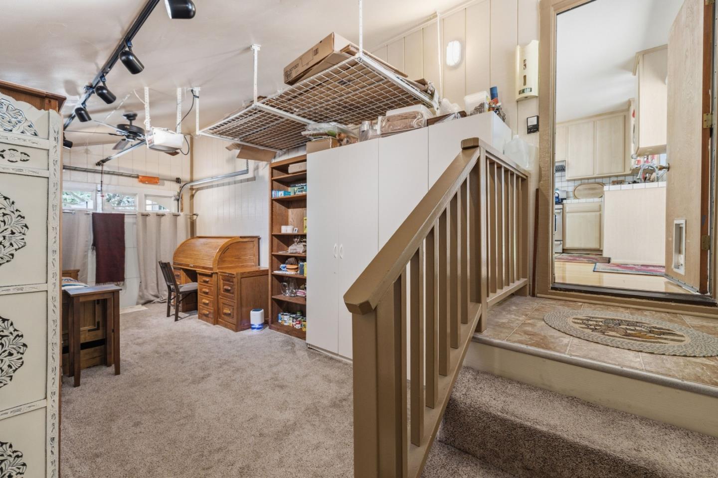 10931 Sequoia Avenue