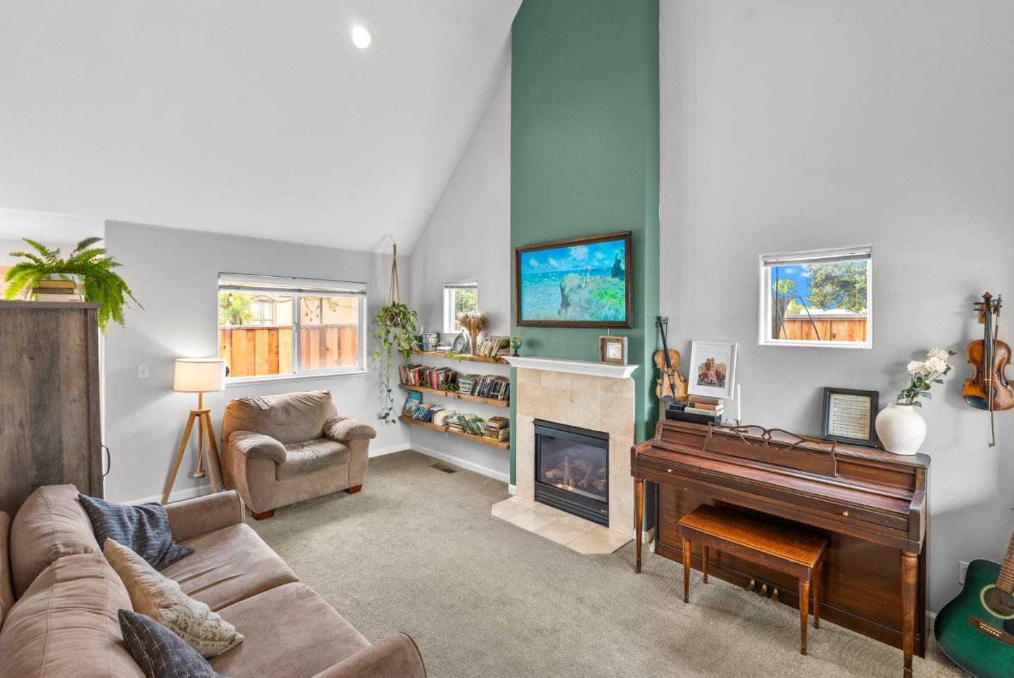 4 Holly Drive C