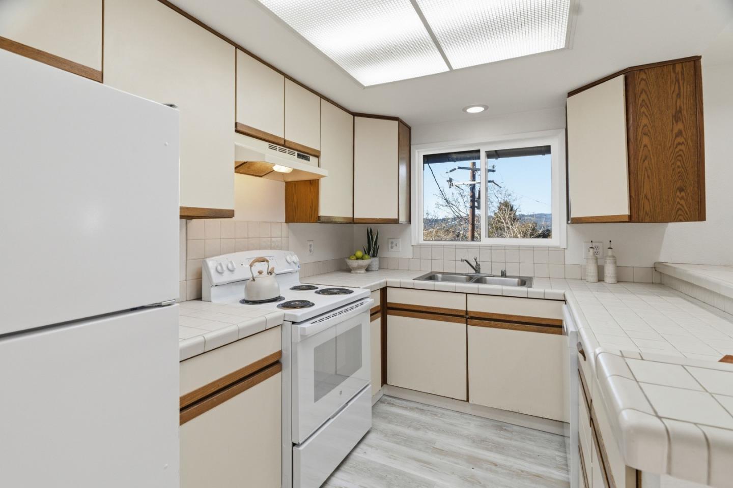 740 Loma Prieta Drive