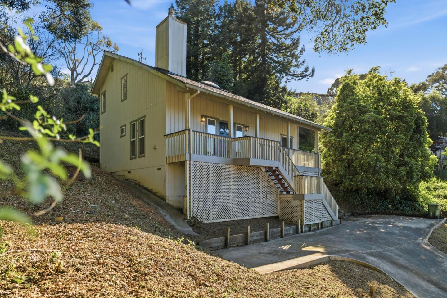 740 Loma Prieta Drive