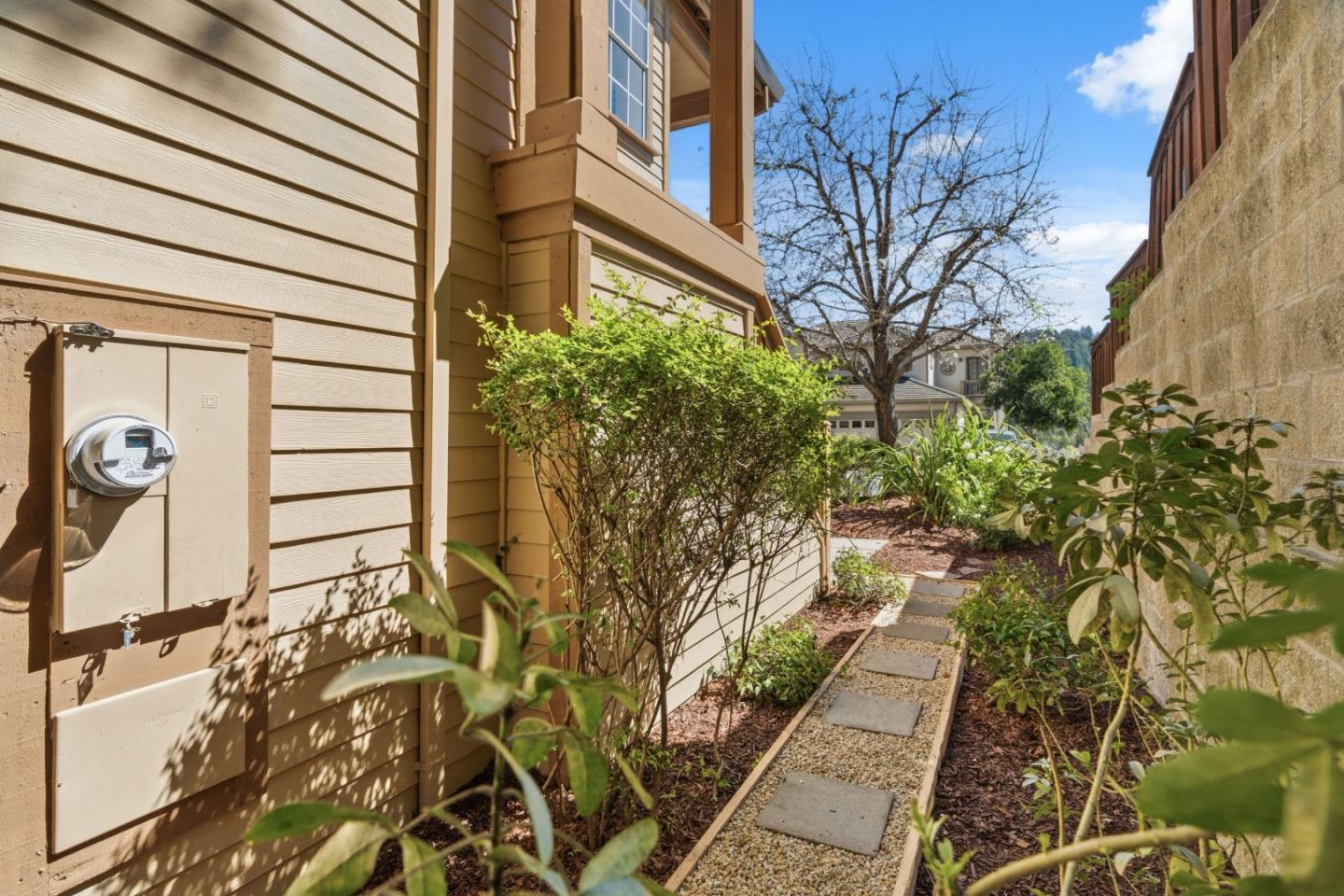 101 Woodhill Drive
