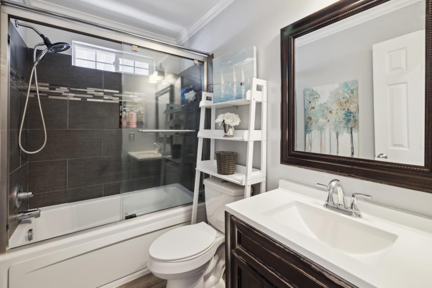 500 West 10th Street Unit: 79