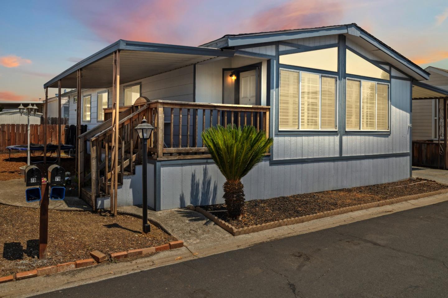 500 West 10th Street Unit: 79