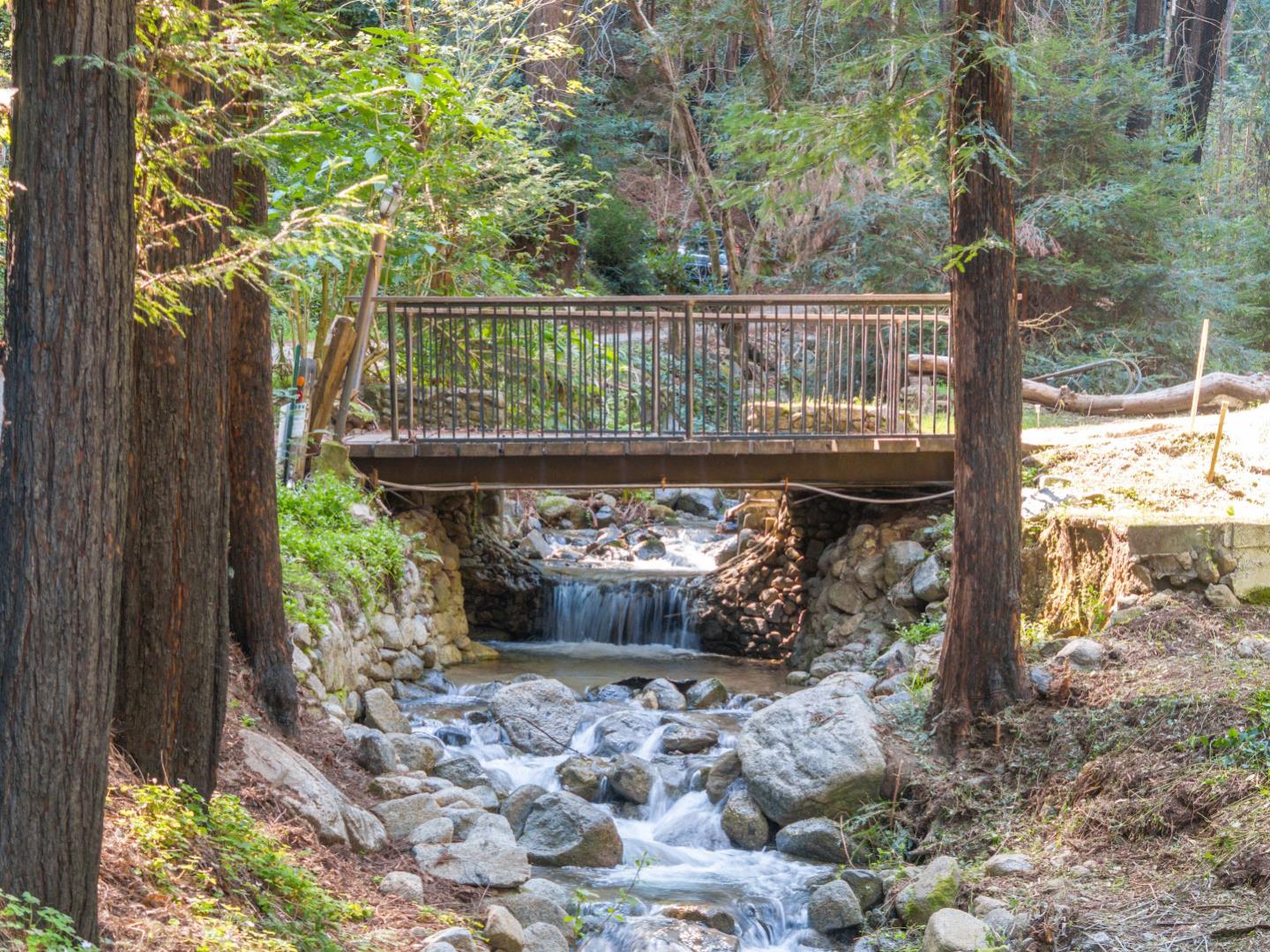 11800 Clear Creek Road