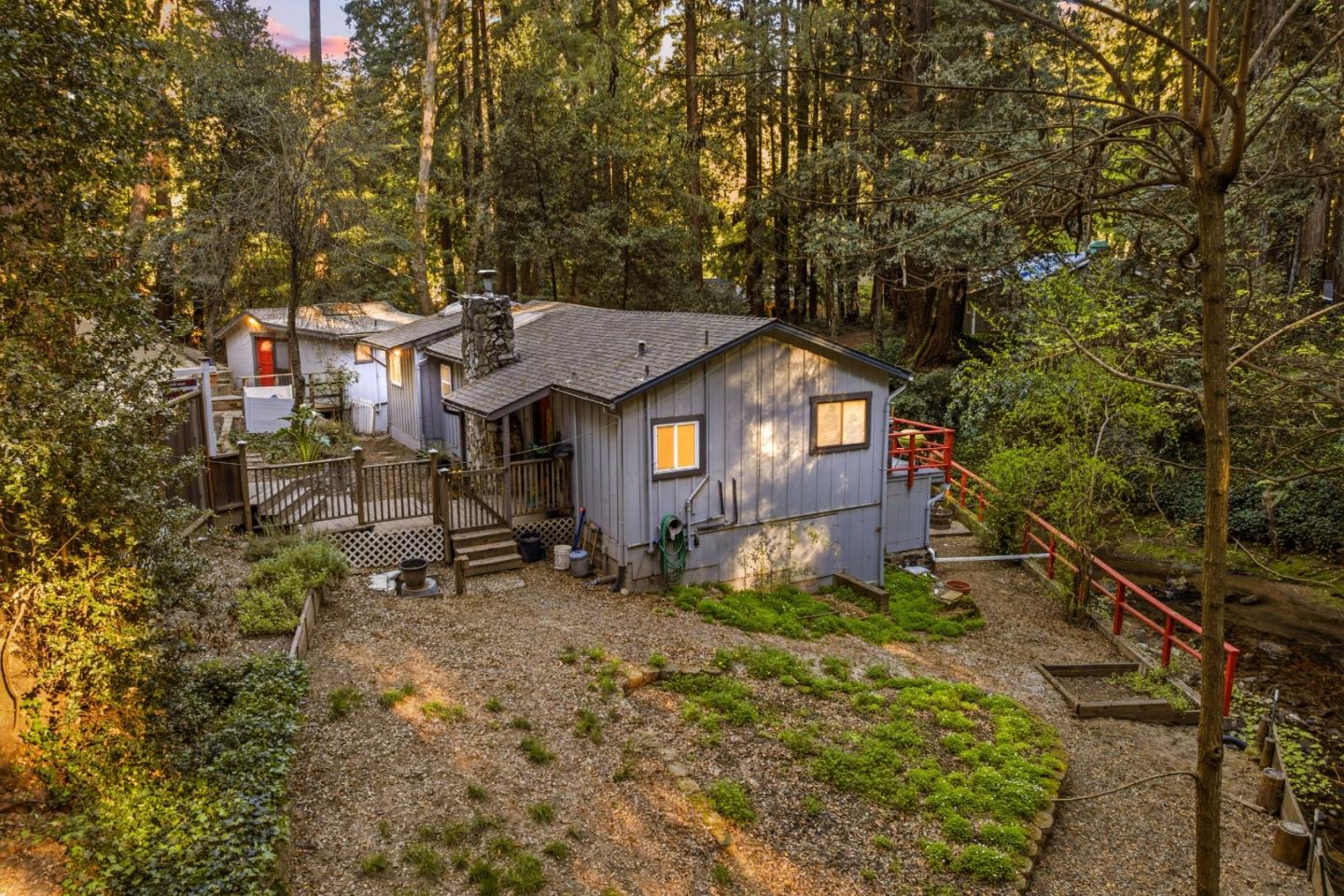 495 Primavera Road