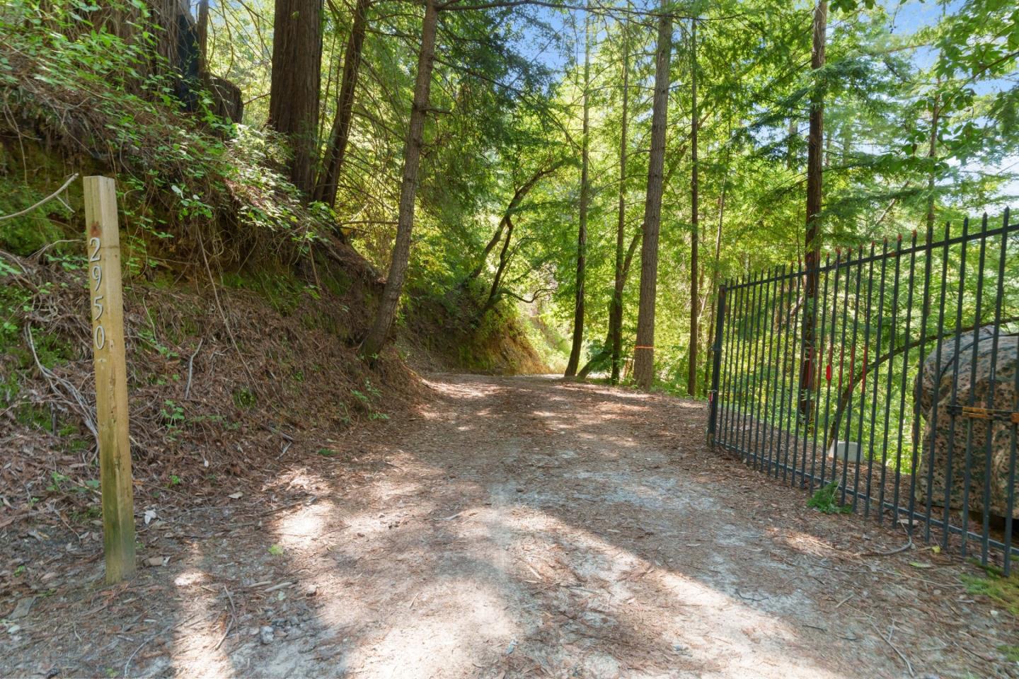 2950 Bear Canyon Road
