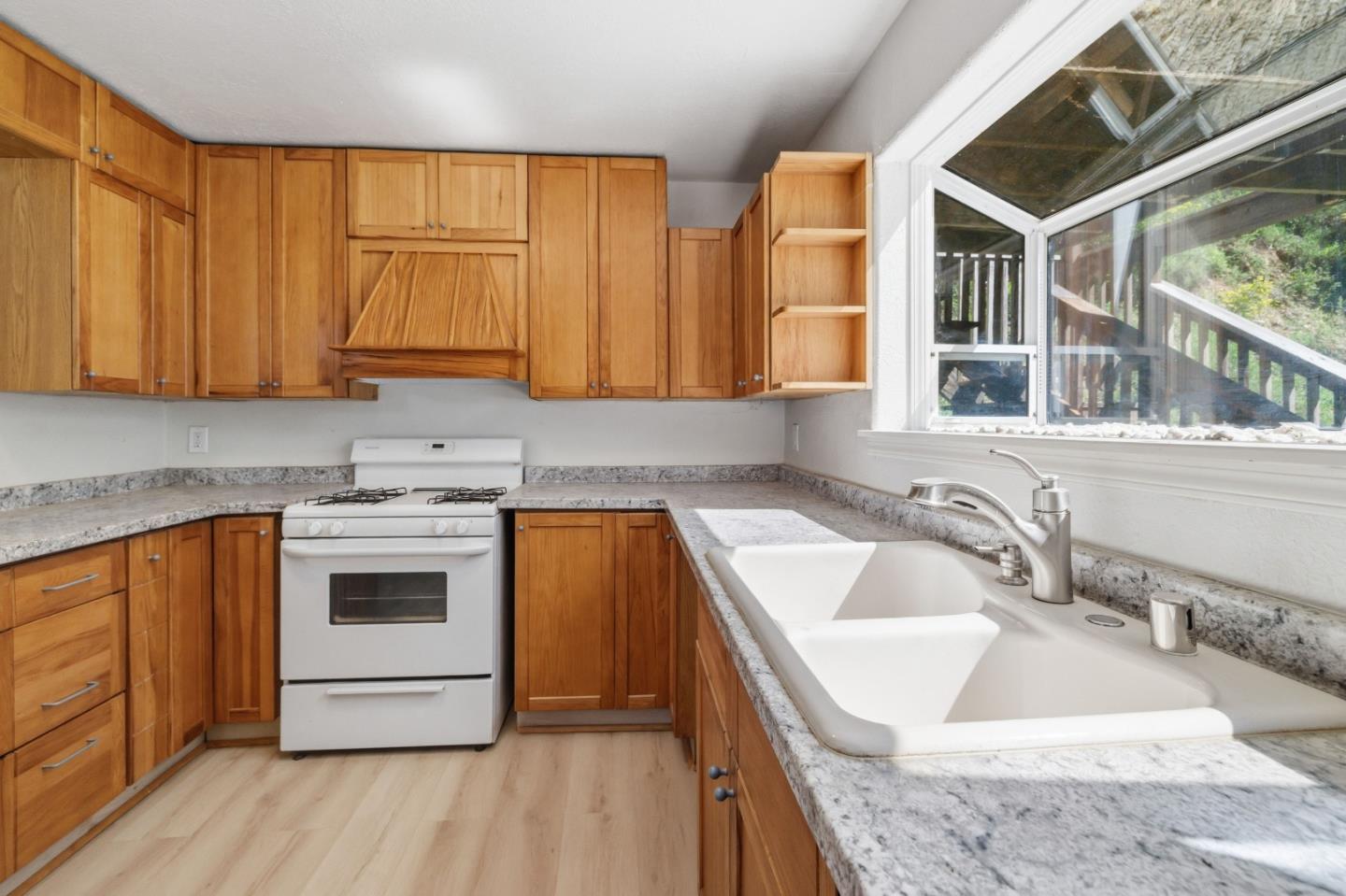 2950 Bear Canyon Road