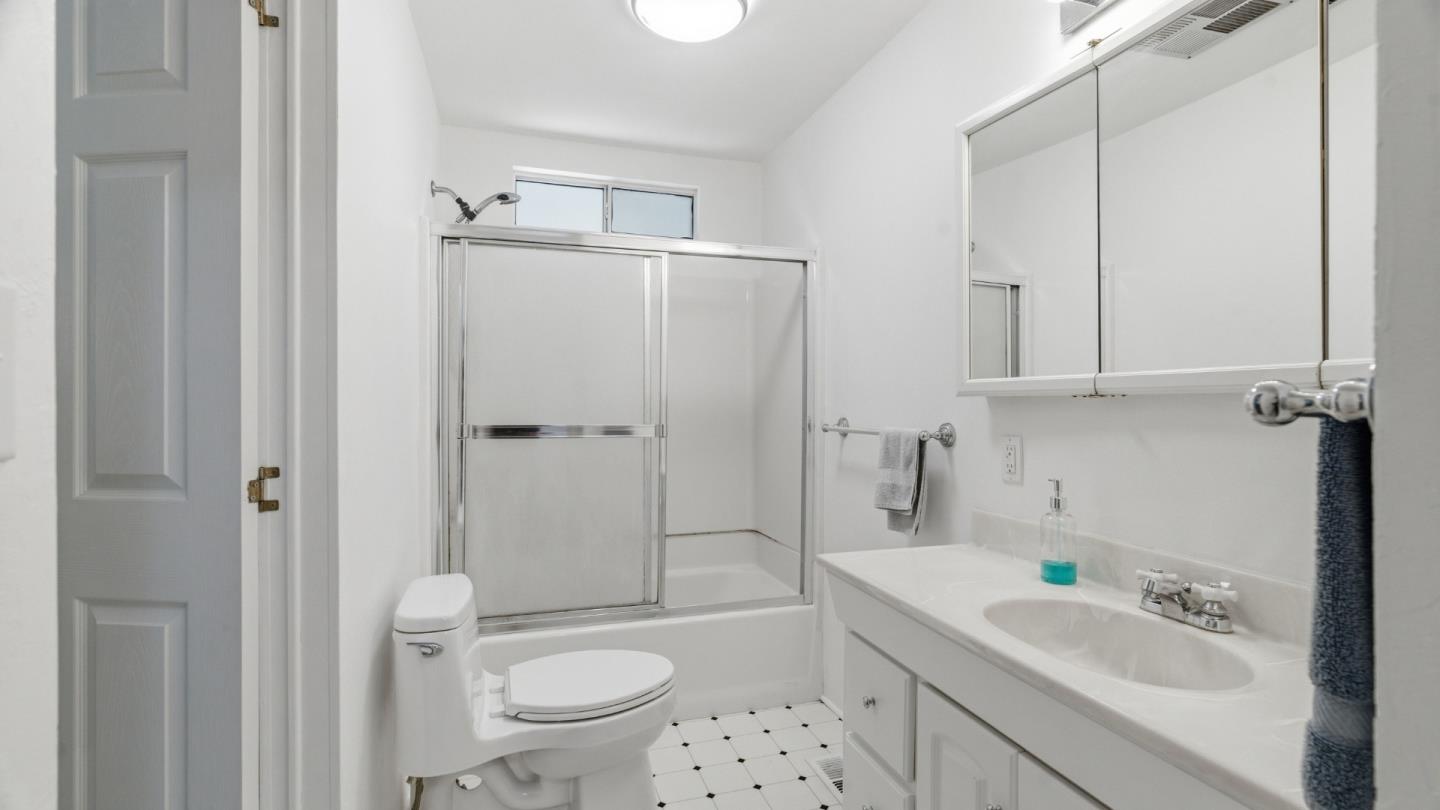 552 Bean Creek Road Unit: 30