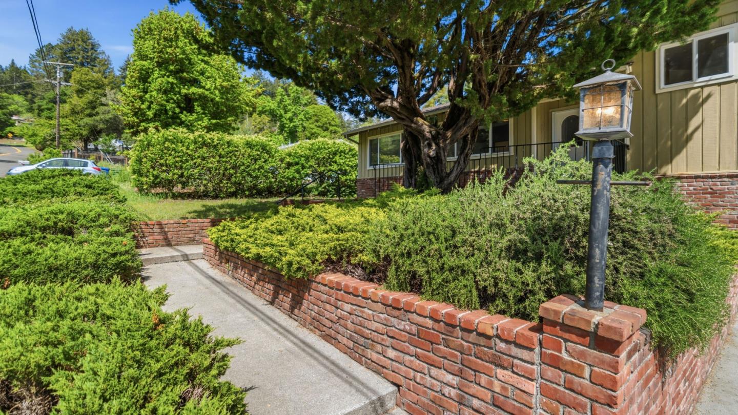 240 El Solyo Heights Drive