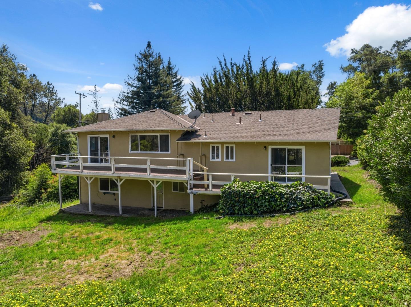 240 El Solyo Heights Drive