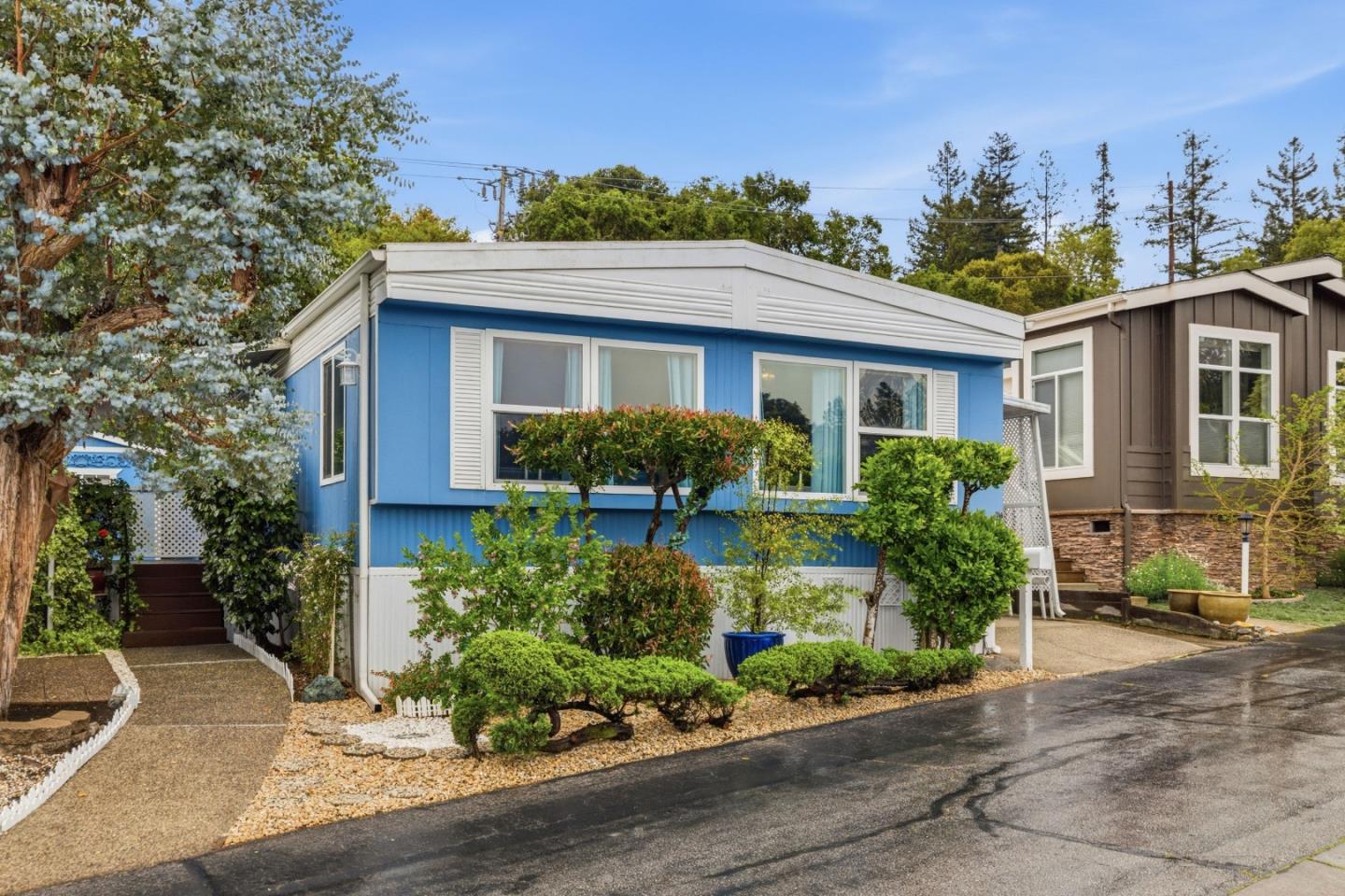 444 Whispering Pines Unit: 76