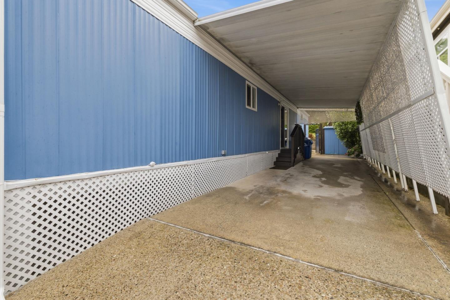 444 Whispering Pines Unit: 76