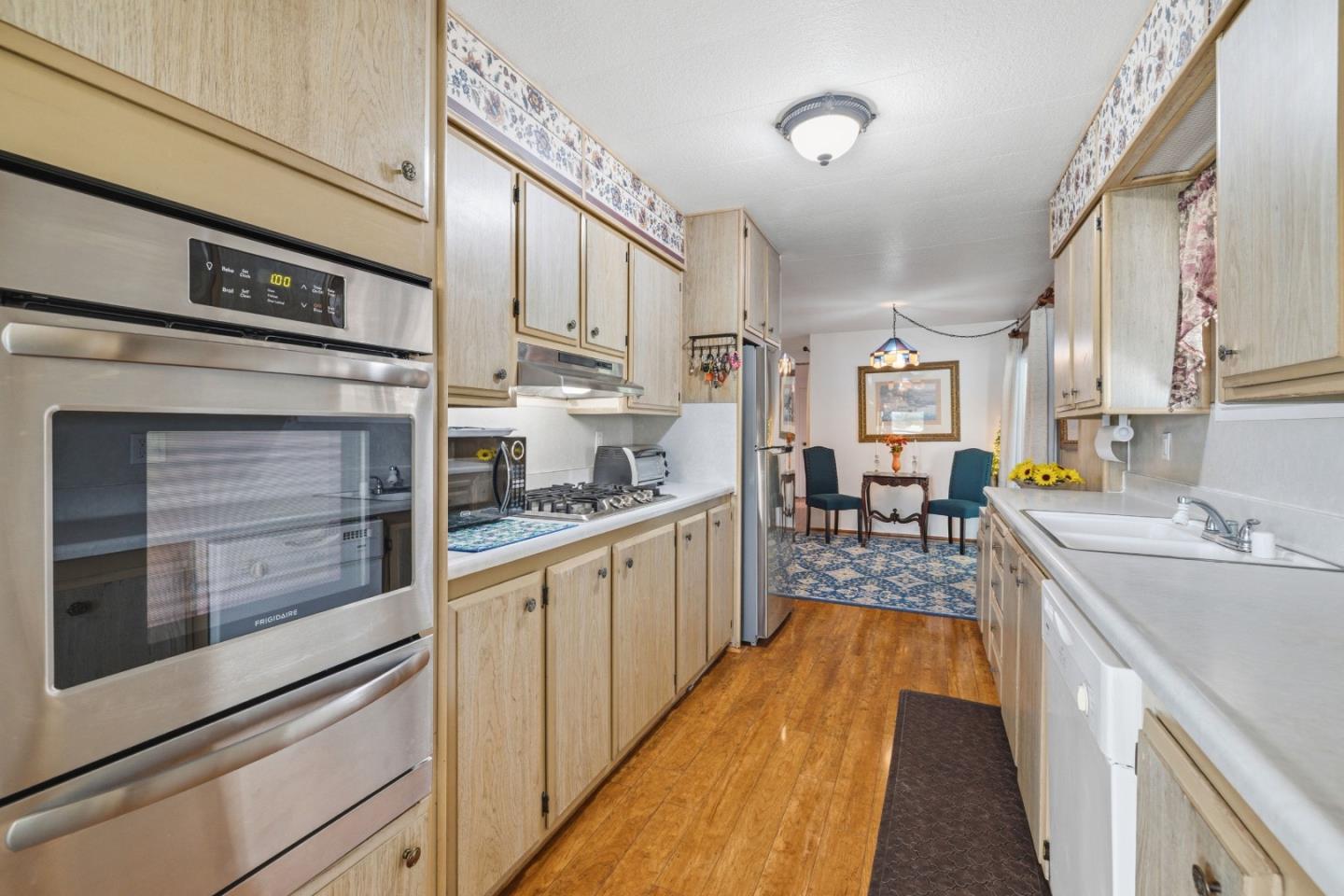 444 Whispering Pines Unit: 76