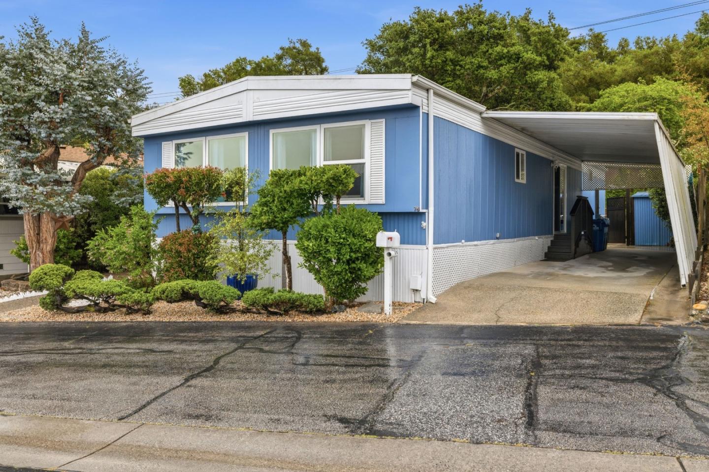 444 Whispering Pines Unit: 76