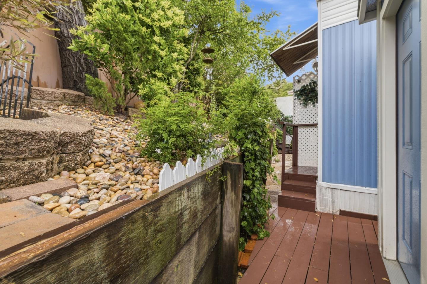 444 Whispering Pines Unit: 76