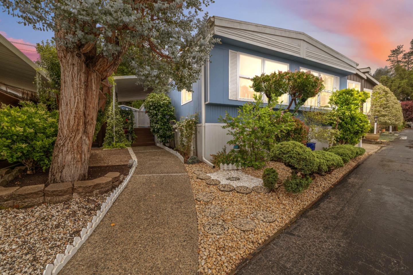 444 Whispering Pines Unit: 76