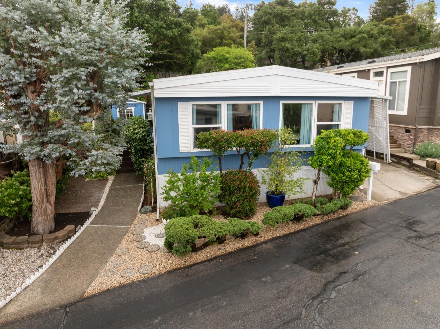 444 Whispering Pines Unit: 76