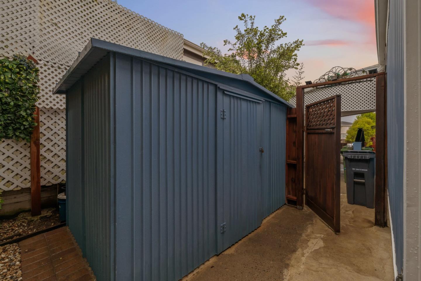 444 Whispering Pines Unit: 76