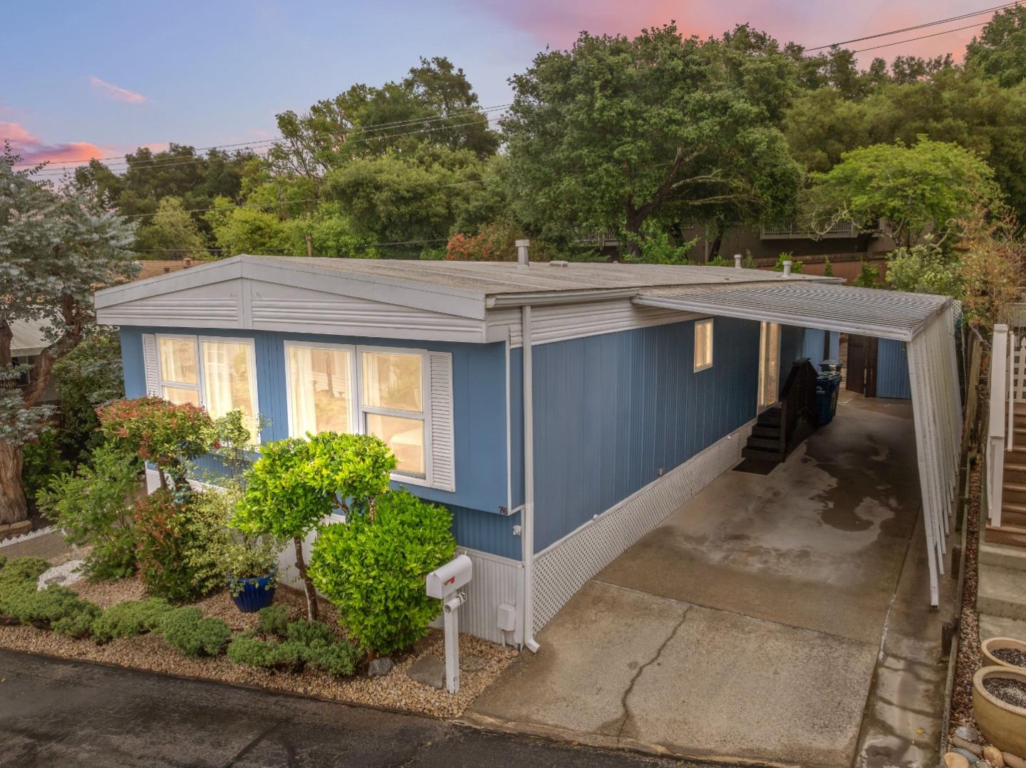 444 Whispering Pines Unit: 76