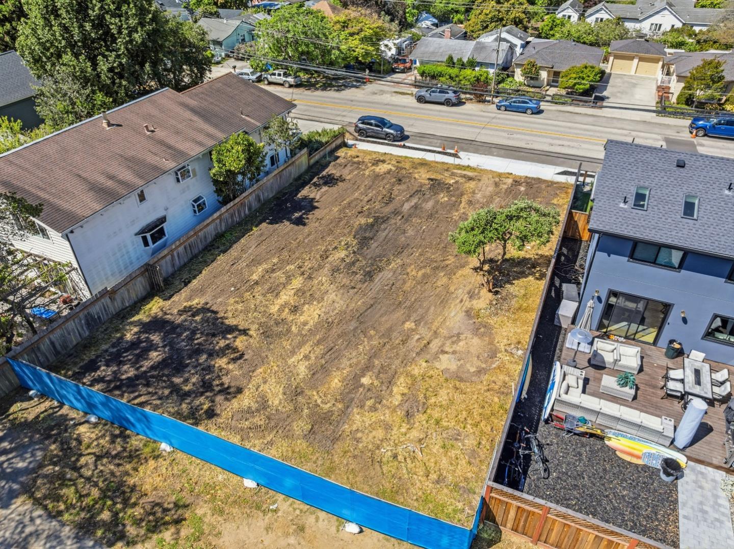 3234-3238 North Main Street