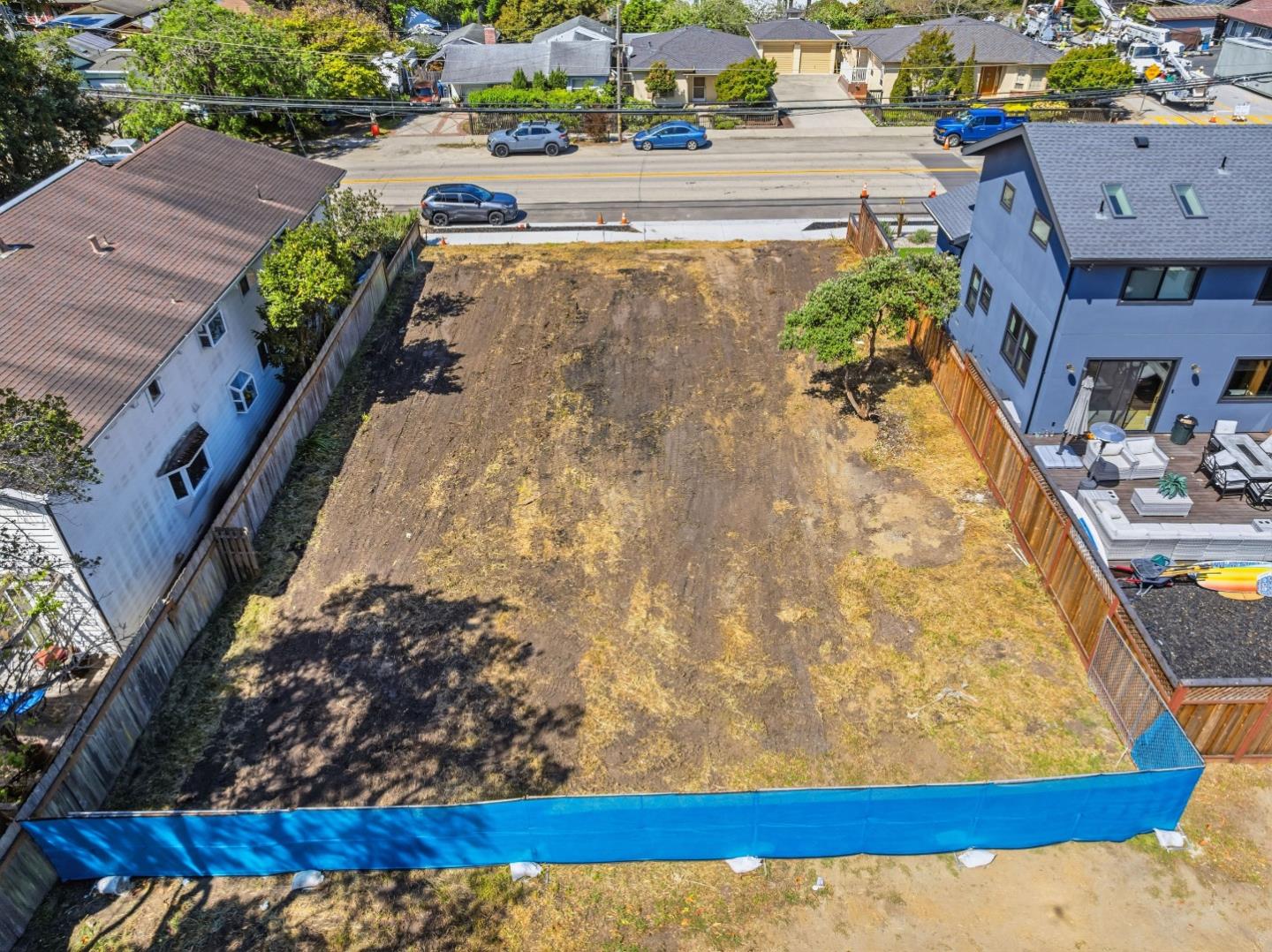 3234-3238 North Main Street