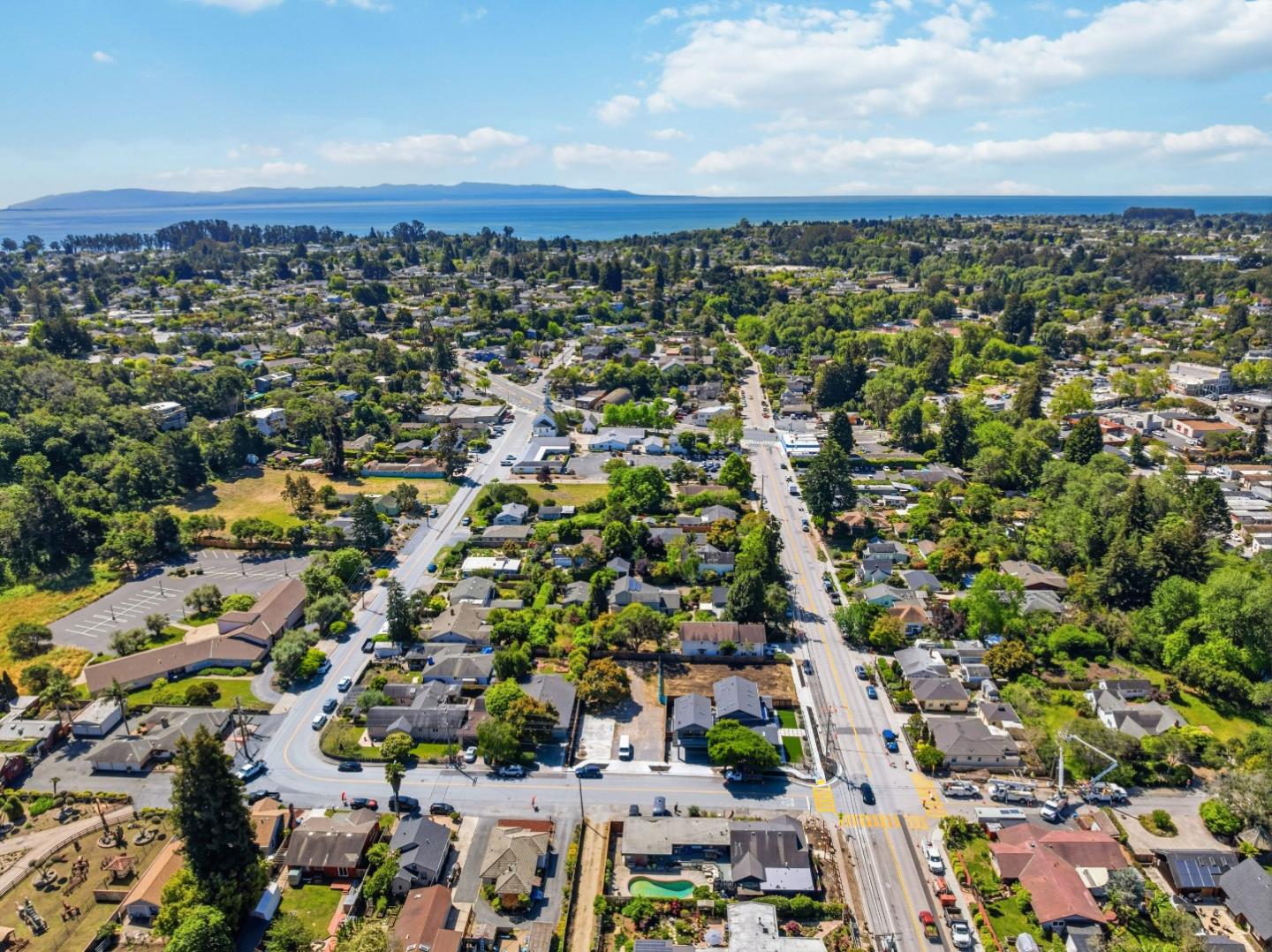 3234-3238 North Main Street