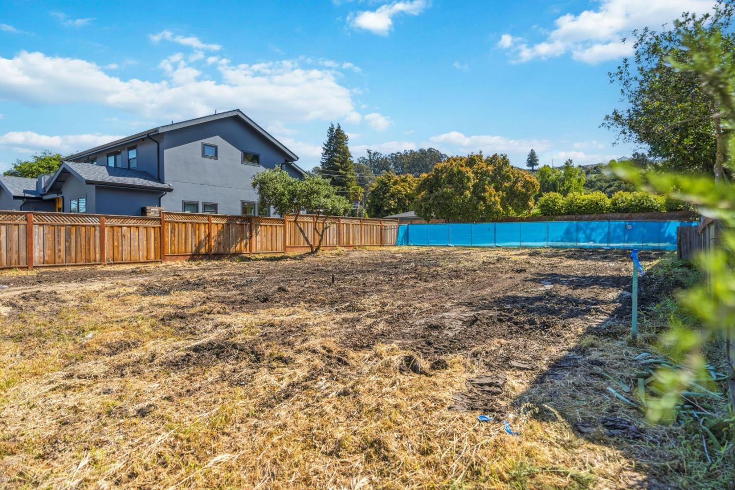 3234-3238 North Main Street