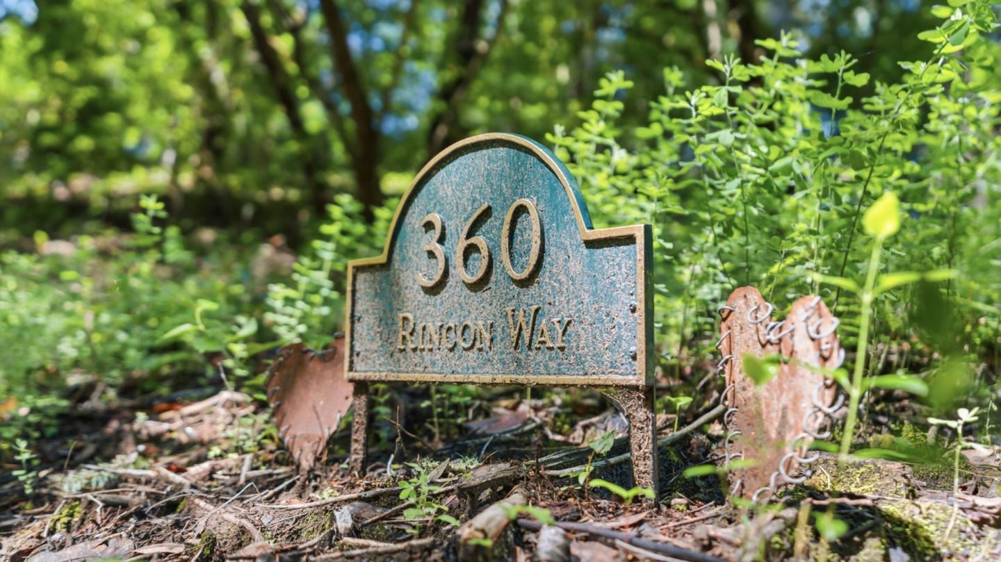 360 Rincon Way