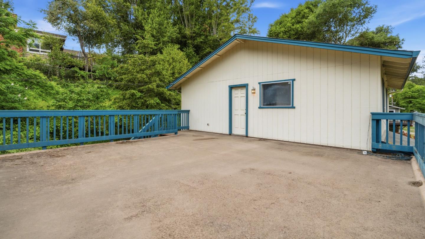 120 Clearview Place