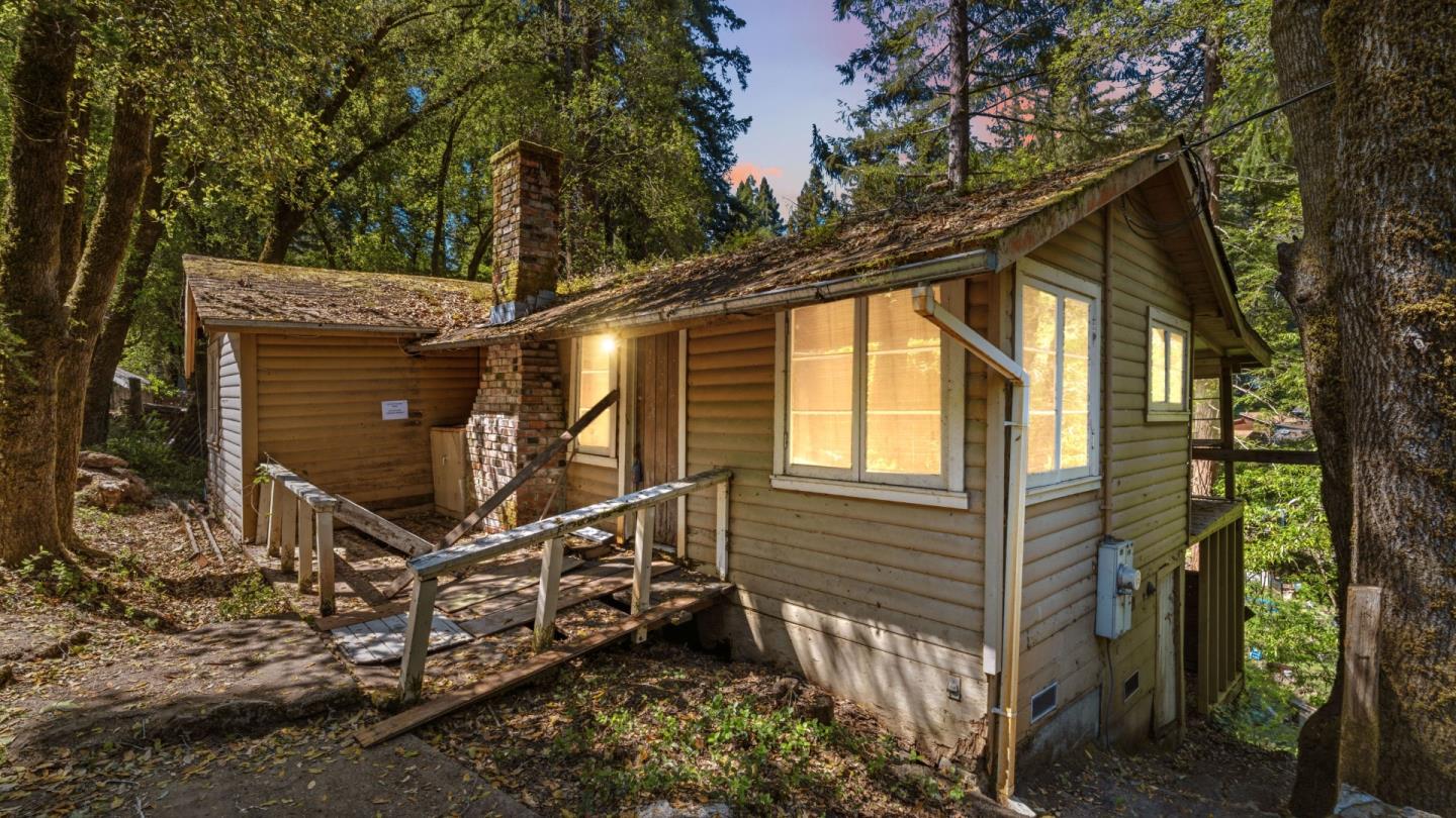 17925 Highway 9